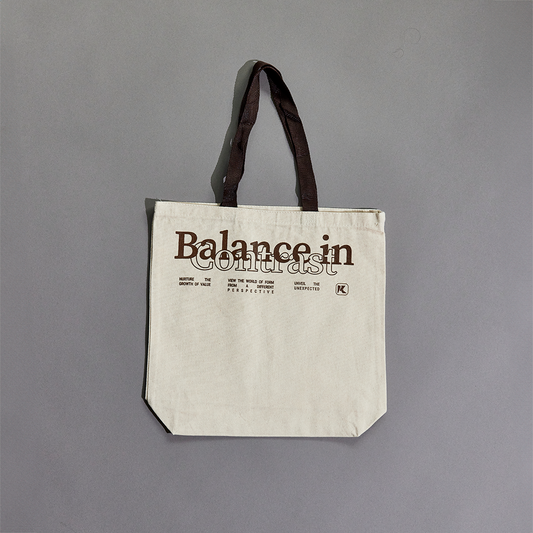 Balance in Contrast Tote